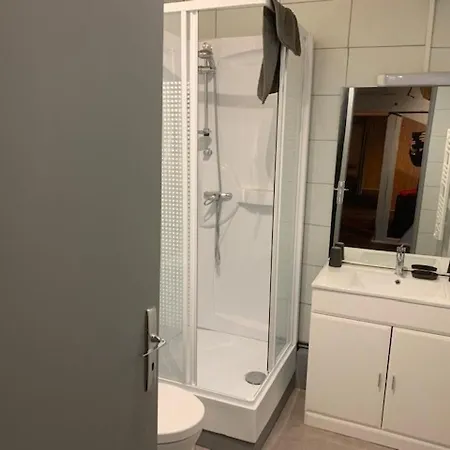 Charmant F2 Au Dernier Etage Avec Wifi, Centre-du-mont-dore, Equipe, Pour 4 Pers. - Fr-1-415-109 Apartment
